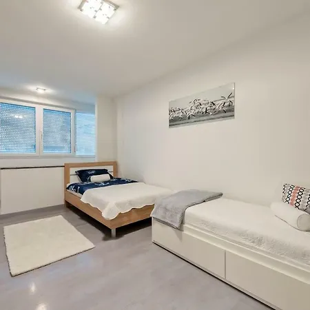 L'aurora Luxury Apartment